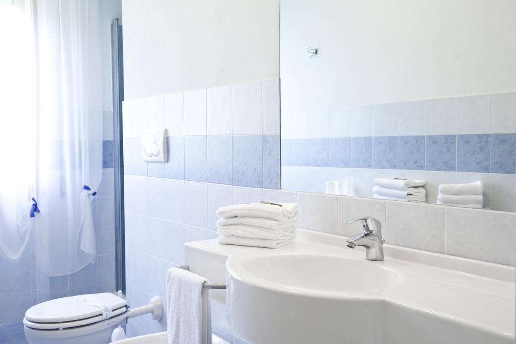 Grappolo D'Oro Hotel Pietrasanta Room photo
